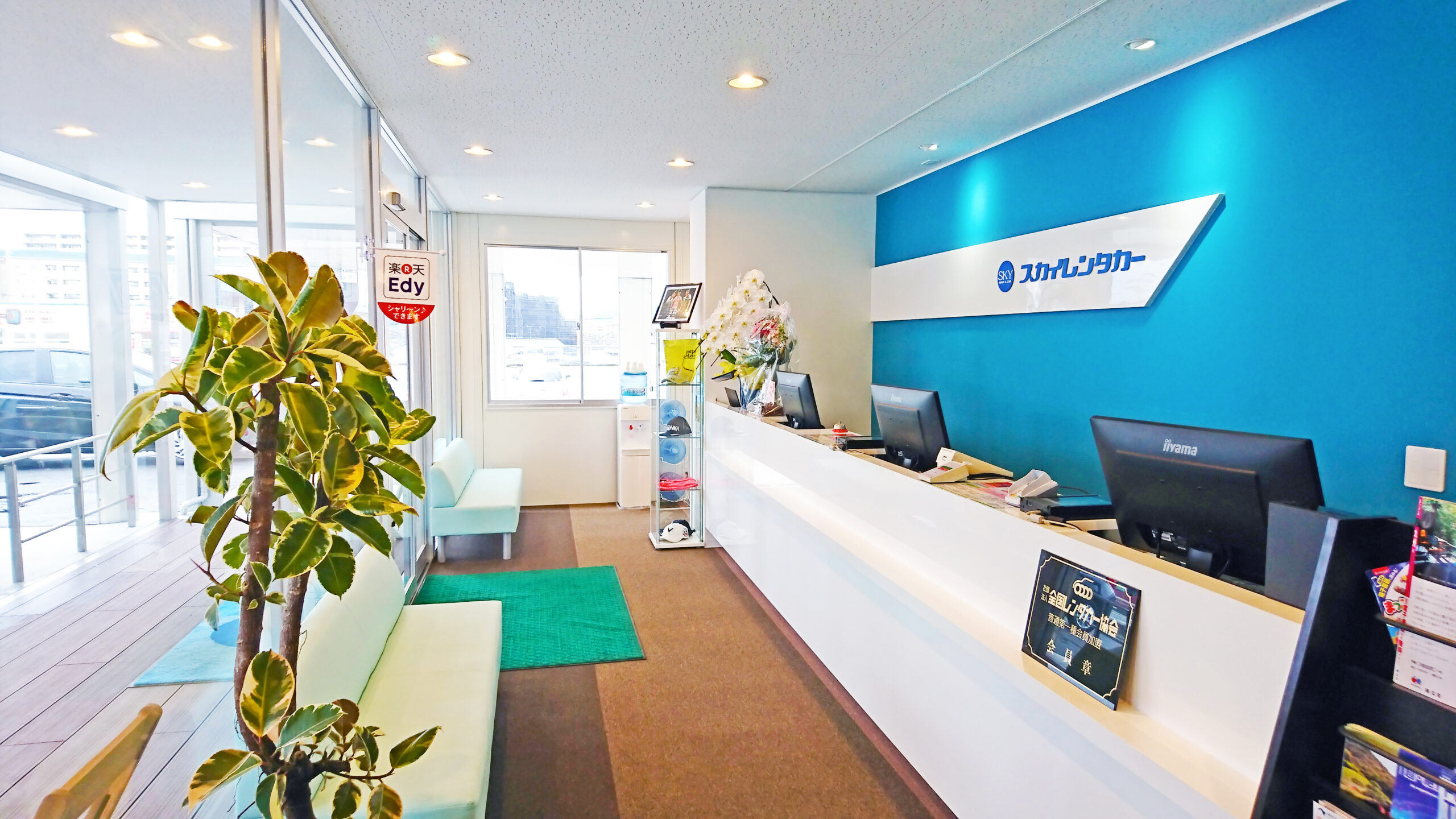 店舗カウンターの様子